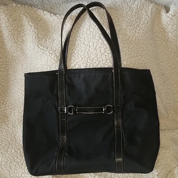 kate spade Handbags - Kate Spade Medium purse/tote